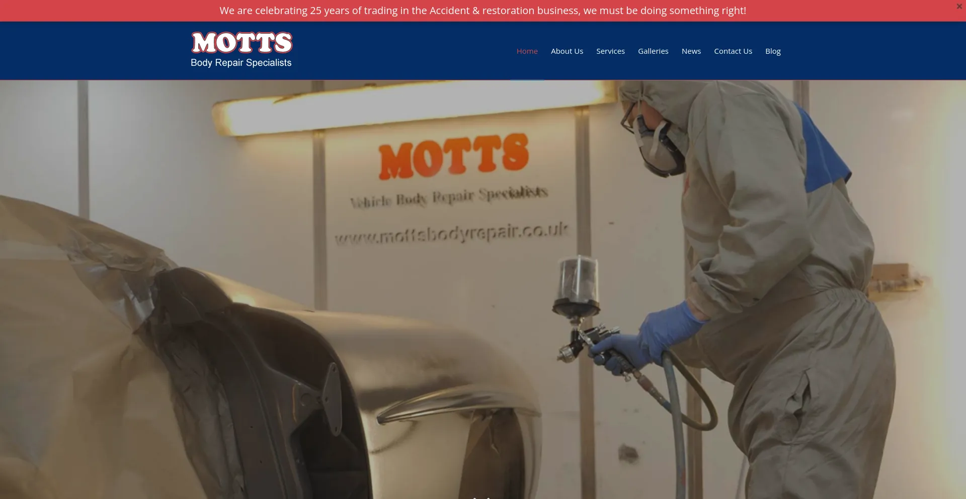 Screenshot of mottsbodyrepair.co.uk homepage